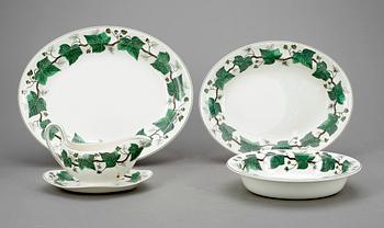 MATSERVIS, 102 delar, porslin, "Napoleon Ivy", Wedgwood.