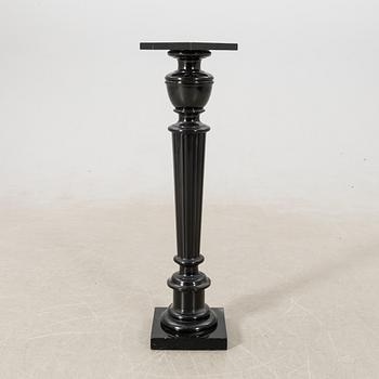 Pedestal early 20th century.