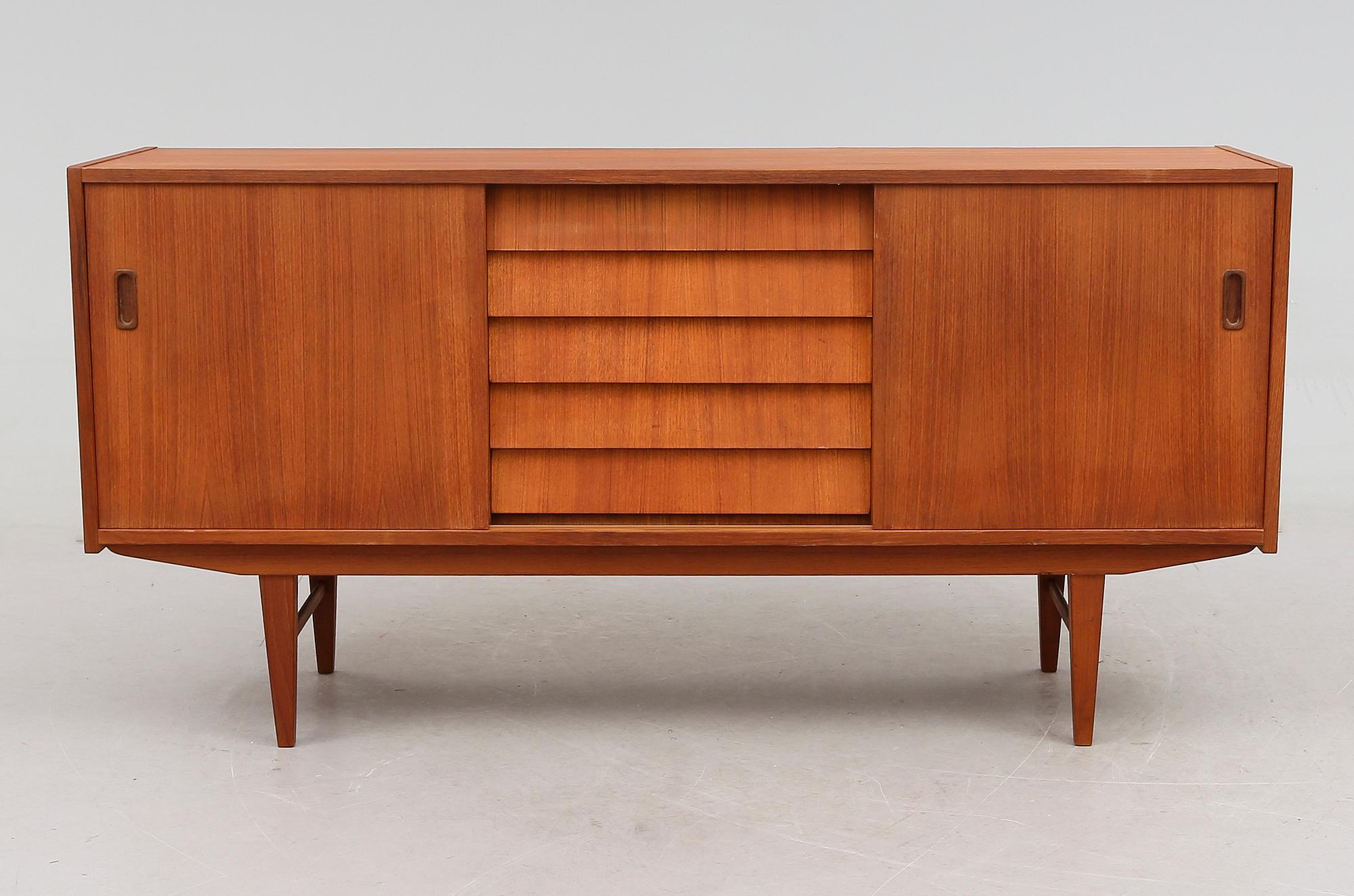 SIDEBOARD, 1900-talets andra hälft.