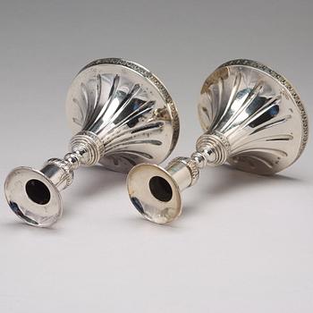 Johan Wasserman, ljusstakar, sk spelstakar, ett par, silver, Lindesberg 1780. Gustavianska.