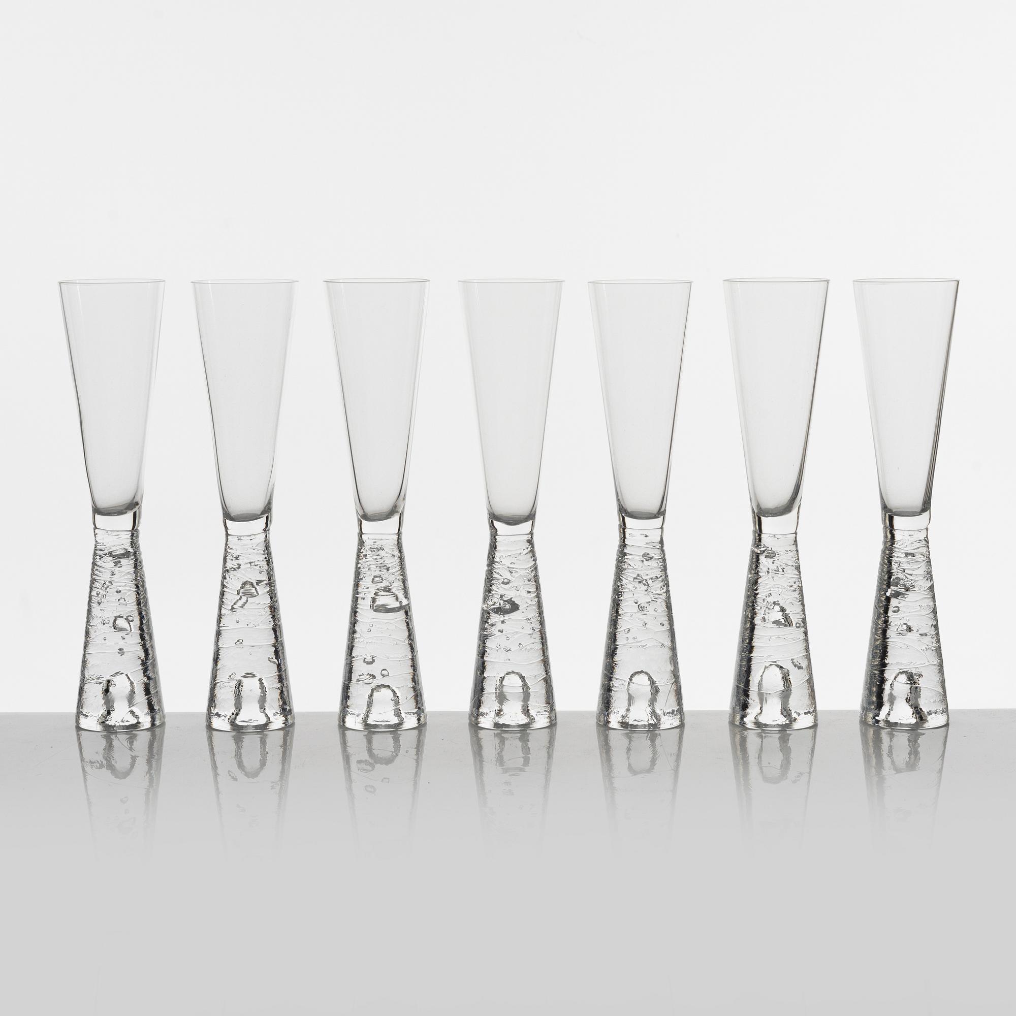 Timo Sarpaneva, champagneglas, 7 st, "Arkipelago", Iittala, Finland, 1980-1993.