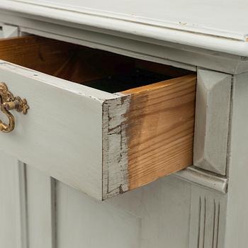 A cabinet, end of the 19th century.