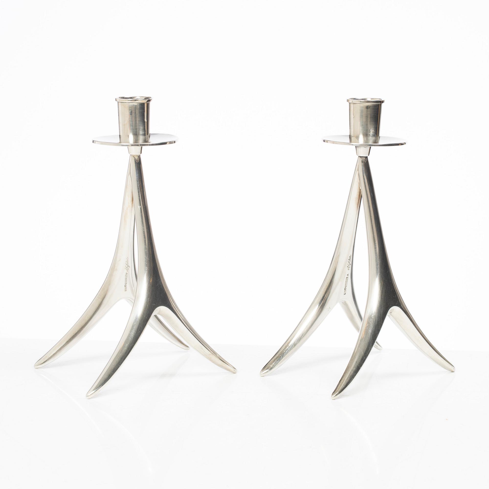 Anna-Greta Eker, ljusstakar, ett par, silver, Auran Kultaseppä Oy, Åbo, 1962.