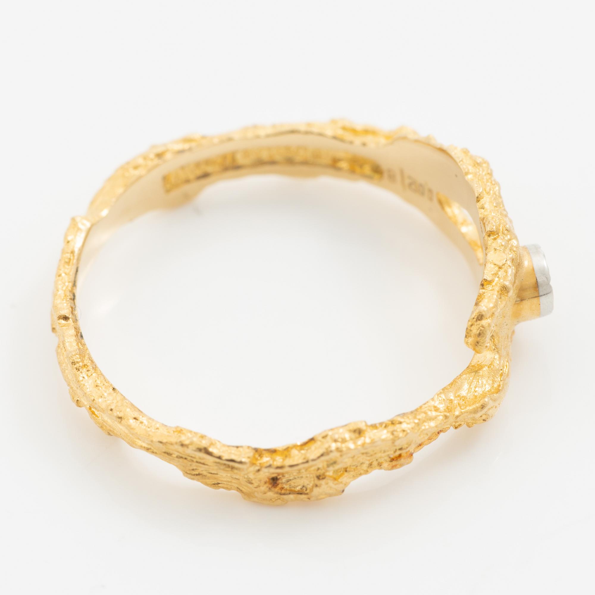 Björn Weckström, ring, 18K gold with an octagon-cut diamond, Finland 1978.
