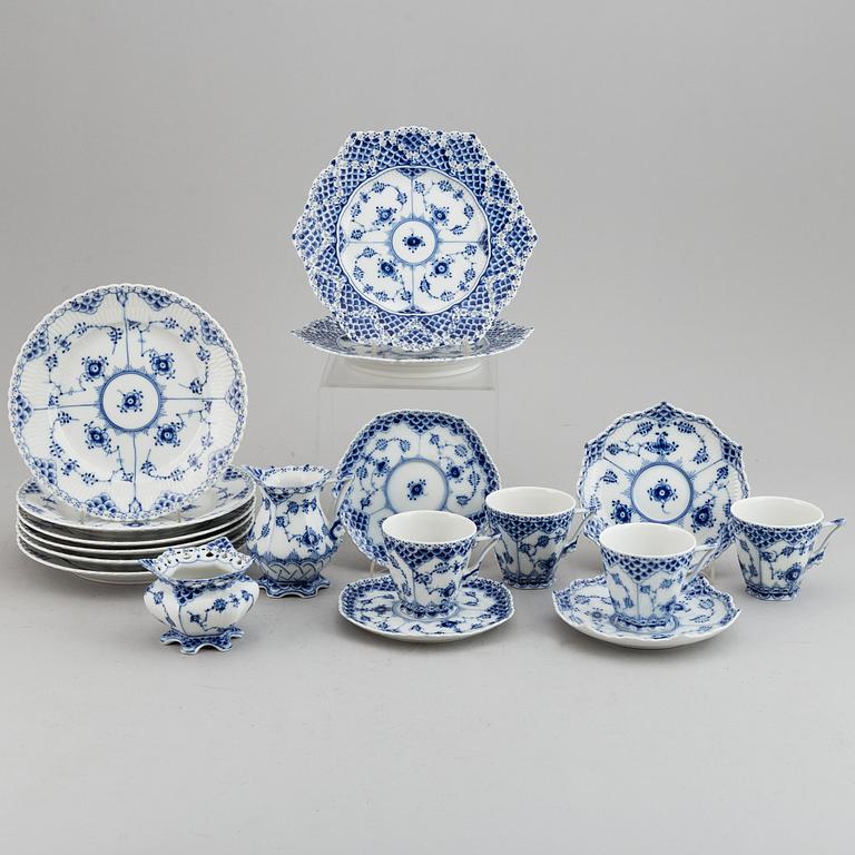 ROYAL COPENHAGEN, a part 'Musselmalet' coffee and tea service, Denmark (14 pieces).