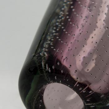 Gunnel Nyman, A glass vase signed, G. Nyman, Nuutajärvi Notsjö.
