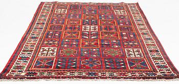 A semi-antique, Chahar Mahal/Bakhtiari carpet, approximately 318 x 205 cm.