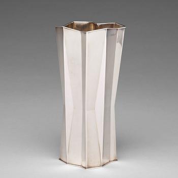 156. Tapio Wirkkala, an 830/1000 silver vase Kultakeskus OY, Hämeenlinna, Finland 1970.