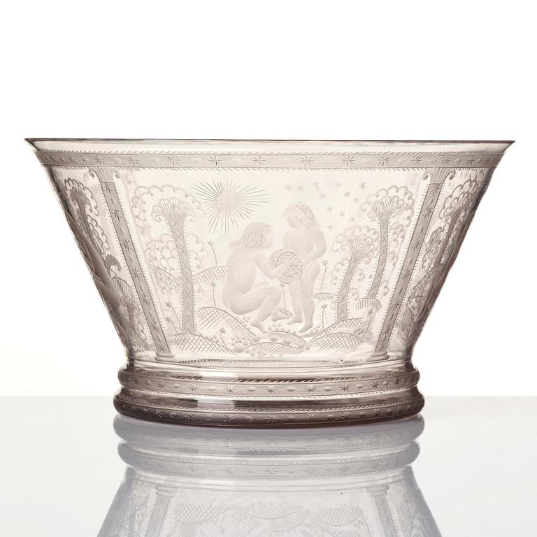 Edward Hald, an engraved glass bowl, Orrefors, 1920, model 147, provenance Edward Hald.