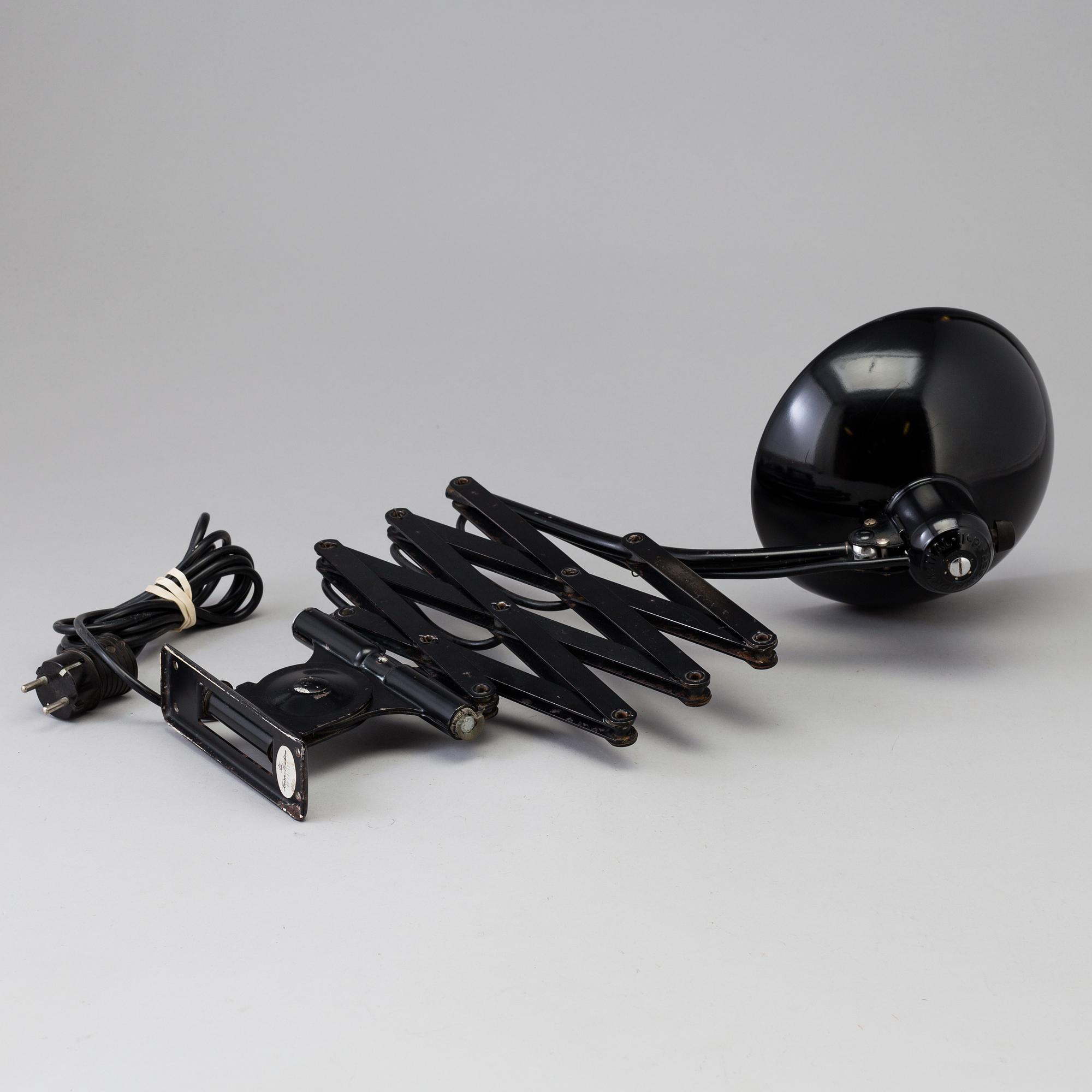 VÄGGLAMPA, Christian Dell, Kaiser & Co, formgiven 1936.