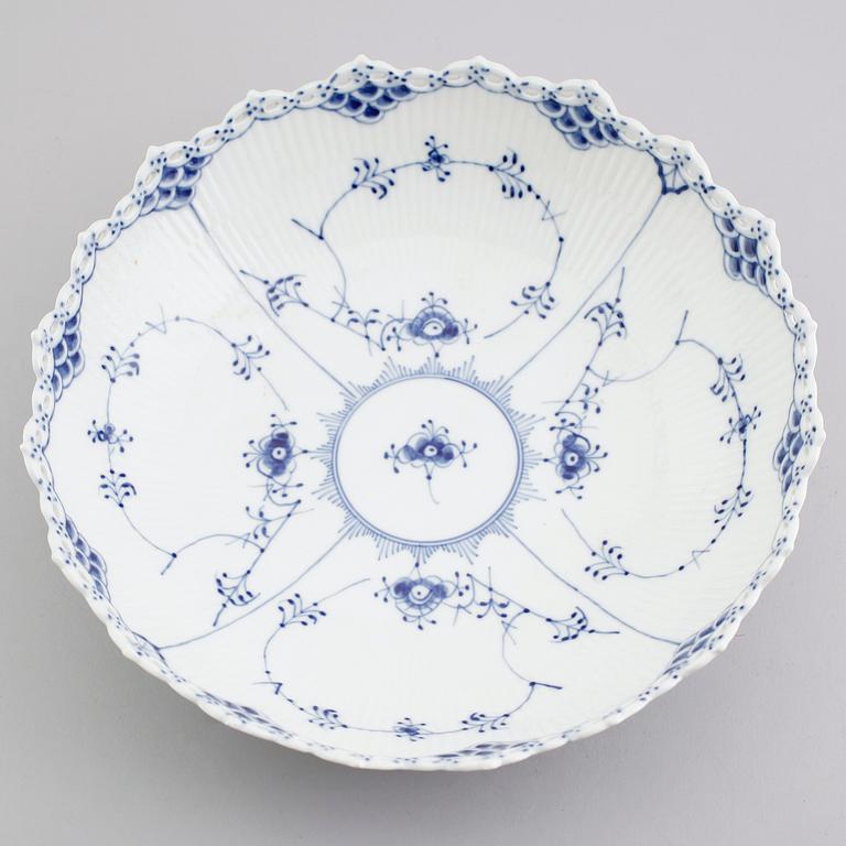 SALLADSSKÅL, porslin, Musselmalet, Royal Copenhagen.