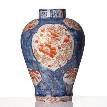 Prakturna, porslin, Japan (Meiji 1868-1912).