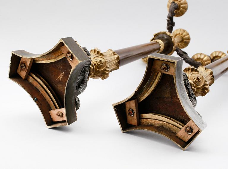 KANDELABRAR, 1 par, förgylld och patinerad brons, senempire, 1800-talets mitt.