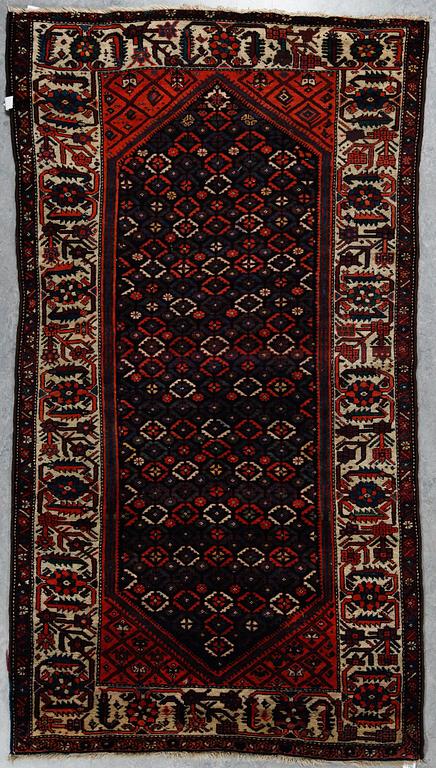MATTA, old Kermansha. Ca 272 x 149 cm.