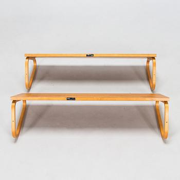 Alvar Aalto, hyllor, ett par, modell 112B, Artek 2004.