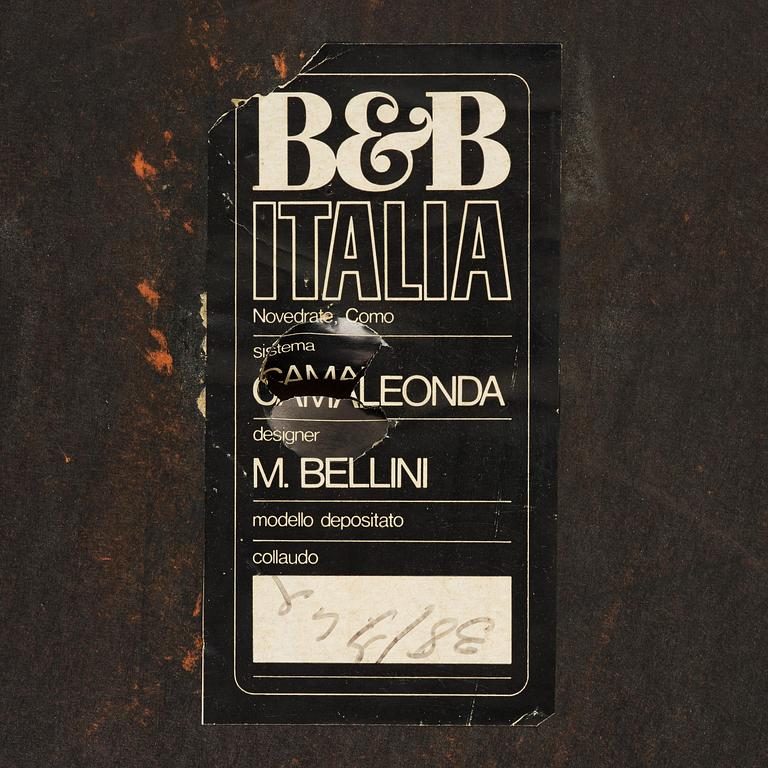 Mario Bellini, a pair of "Camaleonda" ottomans, B&B Italia, Italy, post 1970.