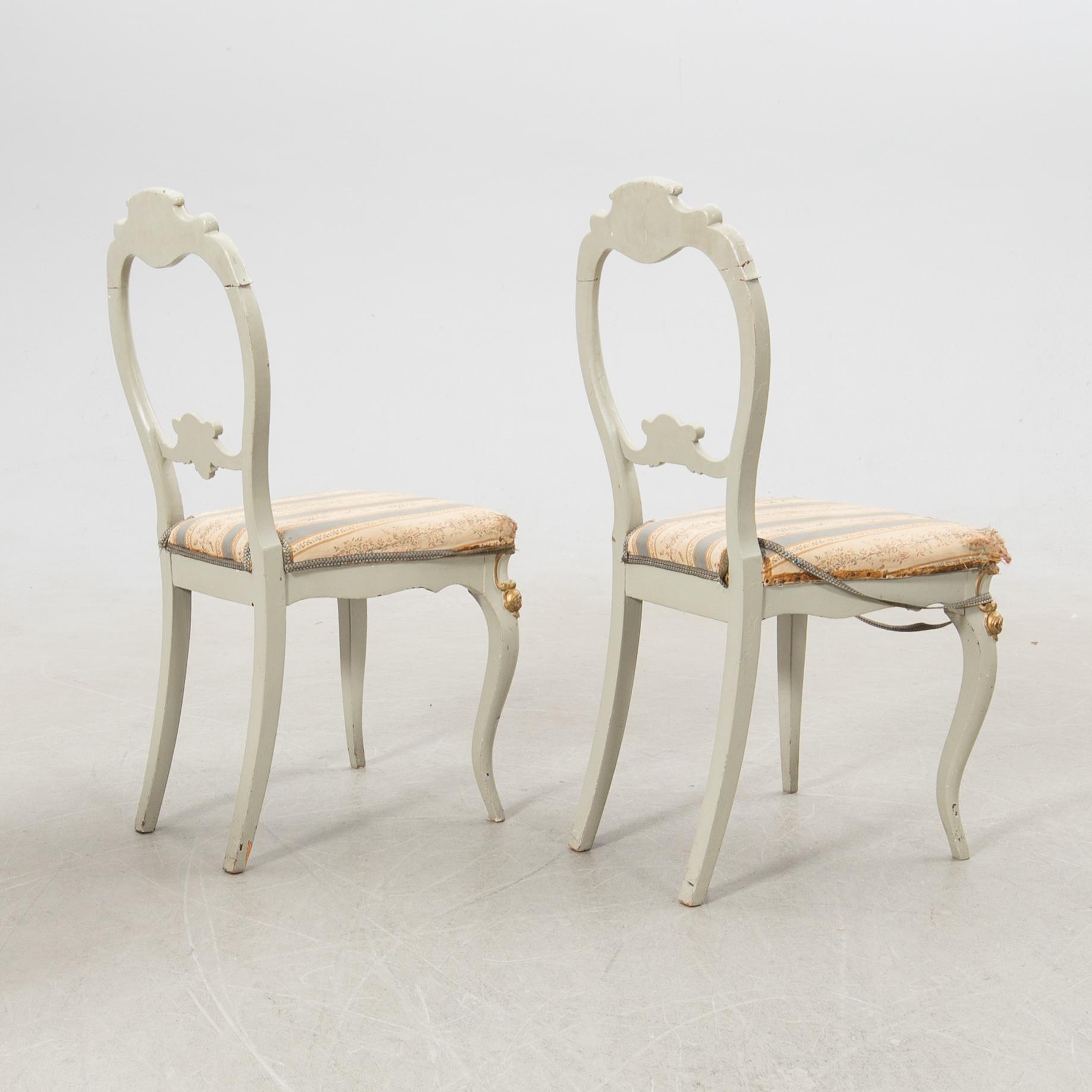 Chairs, a pair, and a table, new Rococo/new Renaissance around 1900.