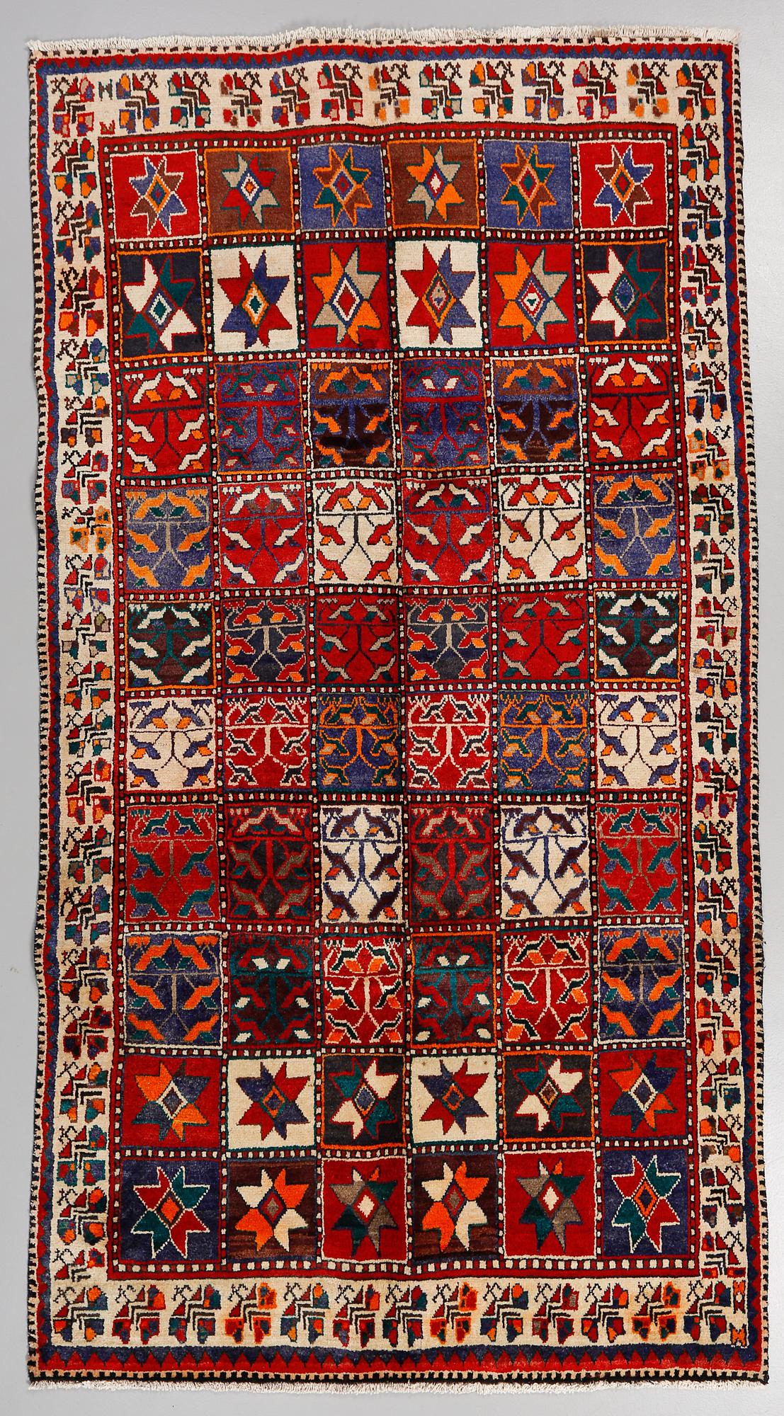 MATTA, Bachtiari, sent 1900-tal, 270x145 cm.