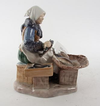 FIGURIN, porslin, Bing & Gröndal, sign Axel Locher.