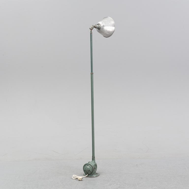 An industrial lamp, 'Triplex-Pendel' Sweden, mid 20th Century.