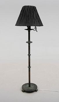 GOLVLAMPA, brons, art déco, 1900-talets första hälft.