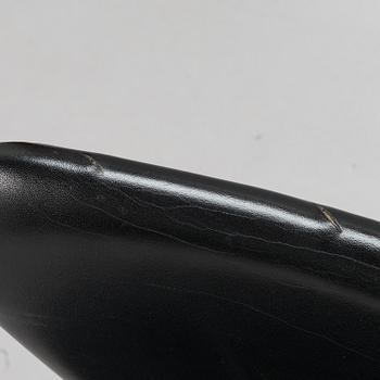 ARNE JACOBSEN, TUOLEJA, 2 kpl, "Sjuan", Friz Hansen, 1900-luvun loppupuoli.