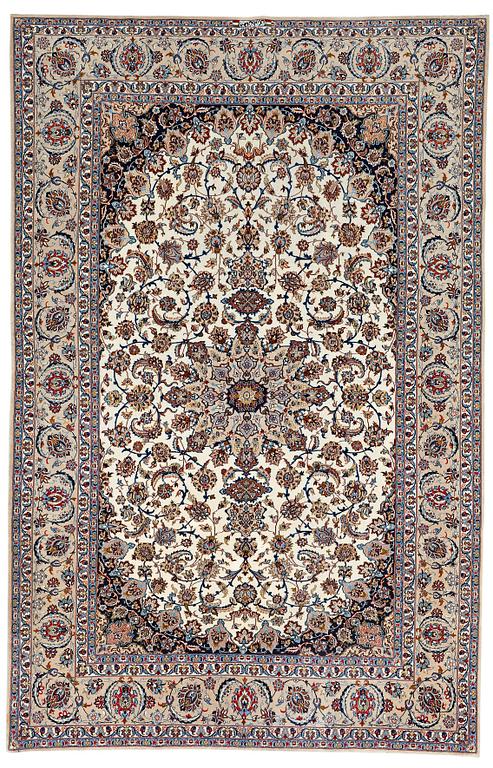 MATTA old Isfahan, märkt Davari, ca 318,5 x 206,5 cm.