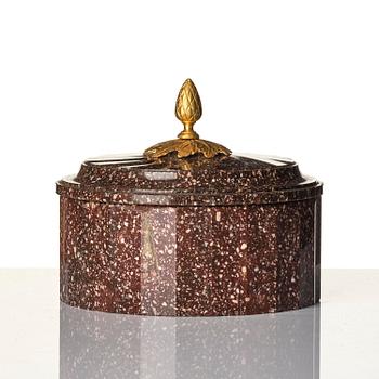 An Empire 'Blyberg' porhyry butter box from Älvdalen, Sweden, early 19th century.