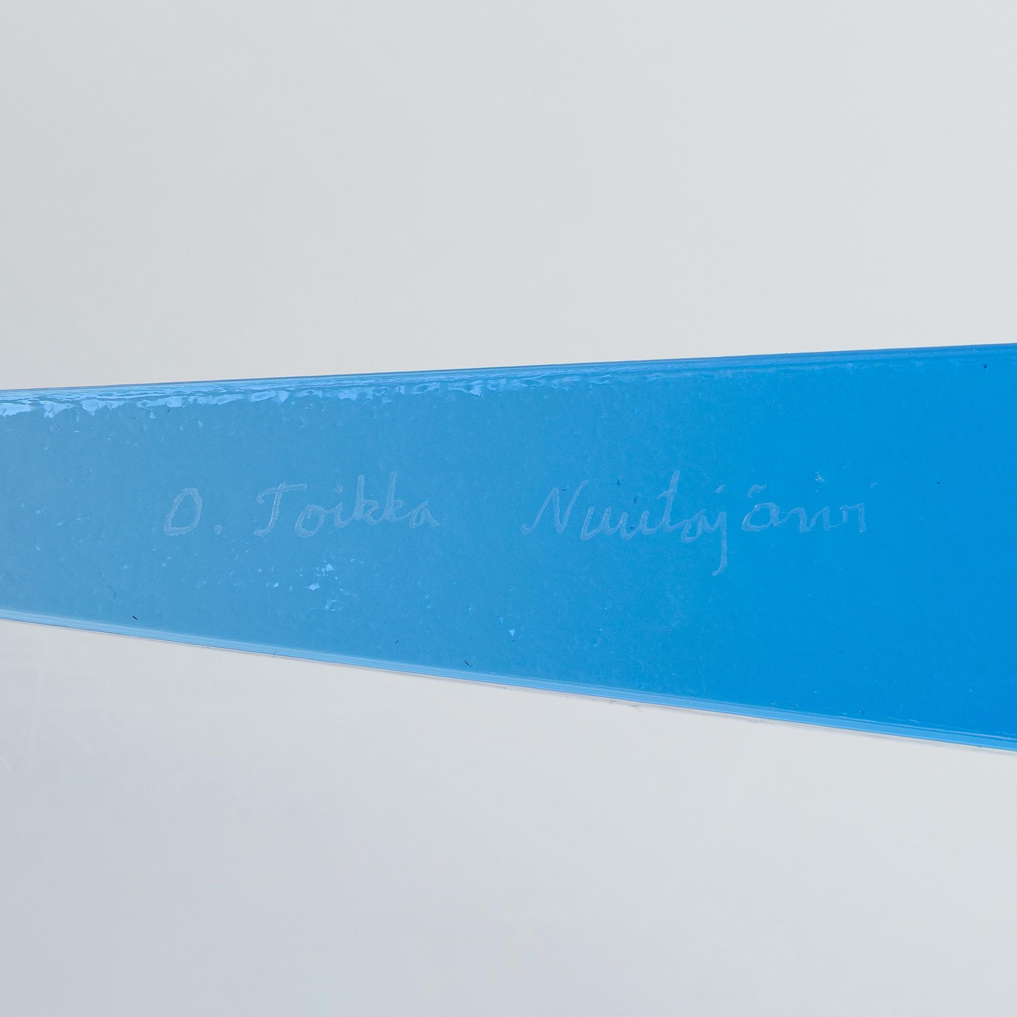 Oiva Toikka, A glass sculpture 'Yö' (Night) Pro Arte, signed O. Toikka Nuutajärvi.