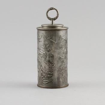 A Nils Fougstedt pewter box, Svenskt Tenn, Stockholm 1934.