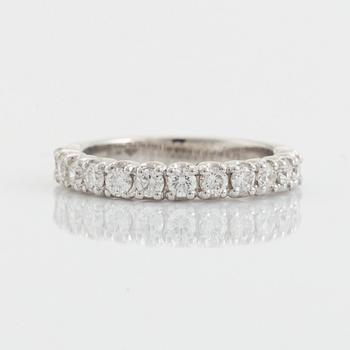 Brilliant cut diamond ring, total ca 0,71 ct.