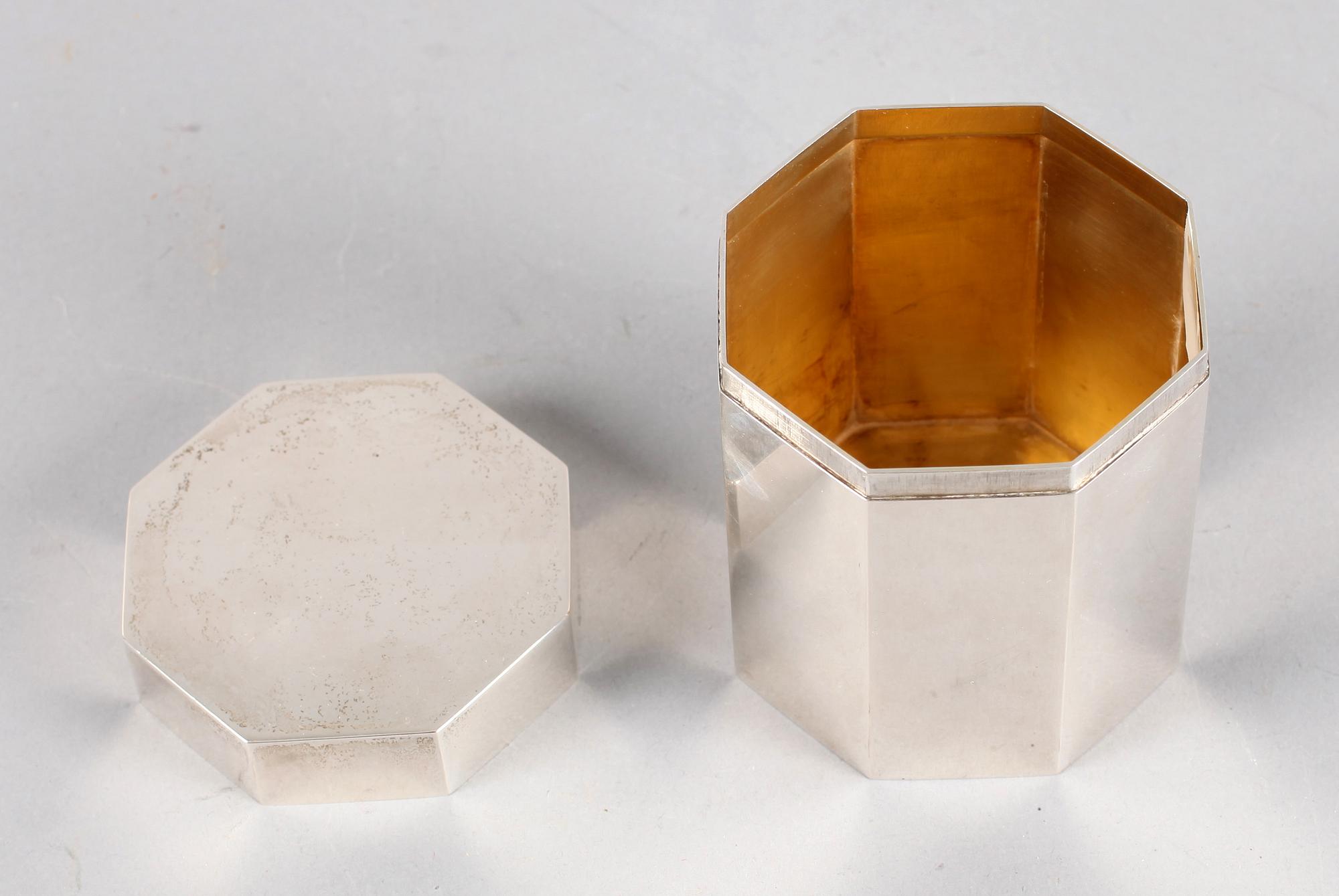 CIGARRBURK, silver. Firma A. Bergengren, Lund 1940. 230 gram.