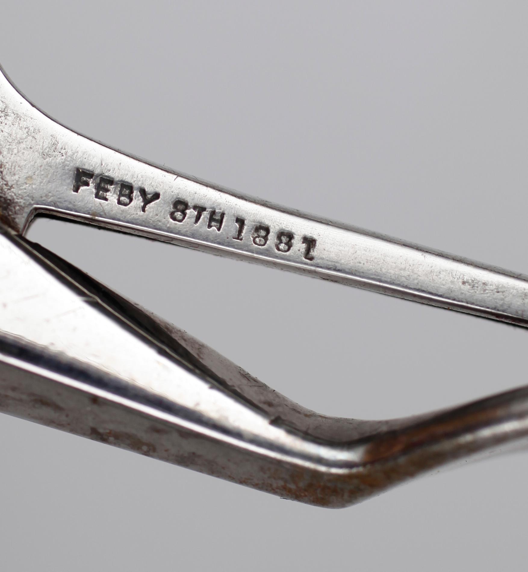 TRANCHERSET, 4 delar, beslag av silver, England, omkring år 1900.