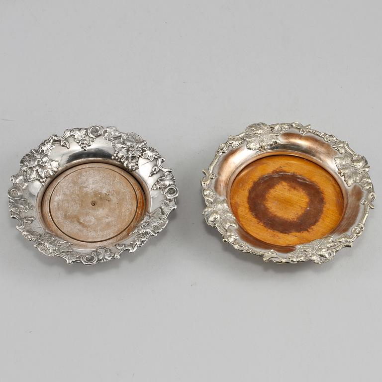 COASTERS, 2 st, pläter, 1900-talets första hälft.