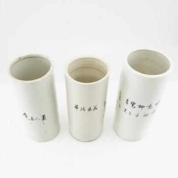 A set of three Chinese vases, 20th century.