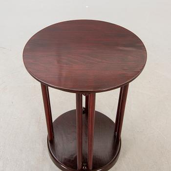 An early 1900s Thonet table.