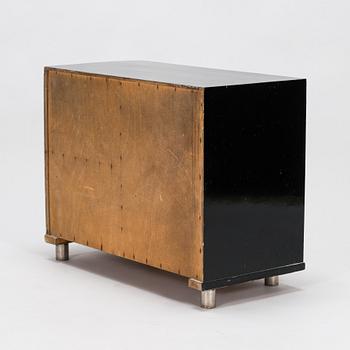 A 1930's table / drawer.