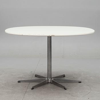 BORD, Piet Hein/Arne Jacobsen, Fritz Hansen, Danmark.
