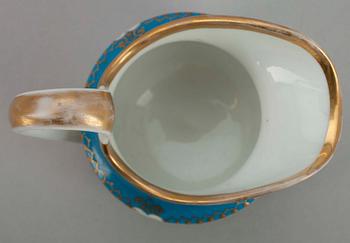 GRÄDDSNÄCKA och KAFFEKOPP, porslin, Popov, empire, Ryssland, 1800-talets början.