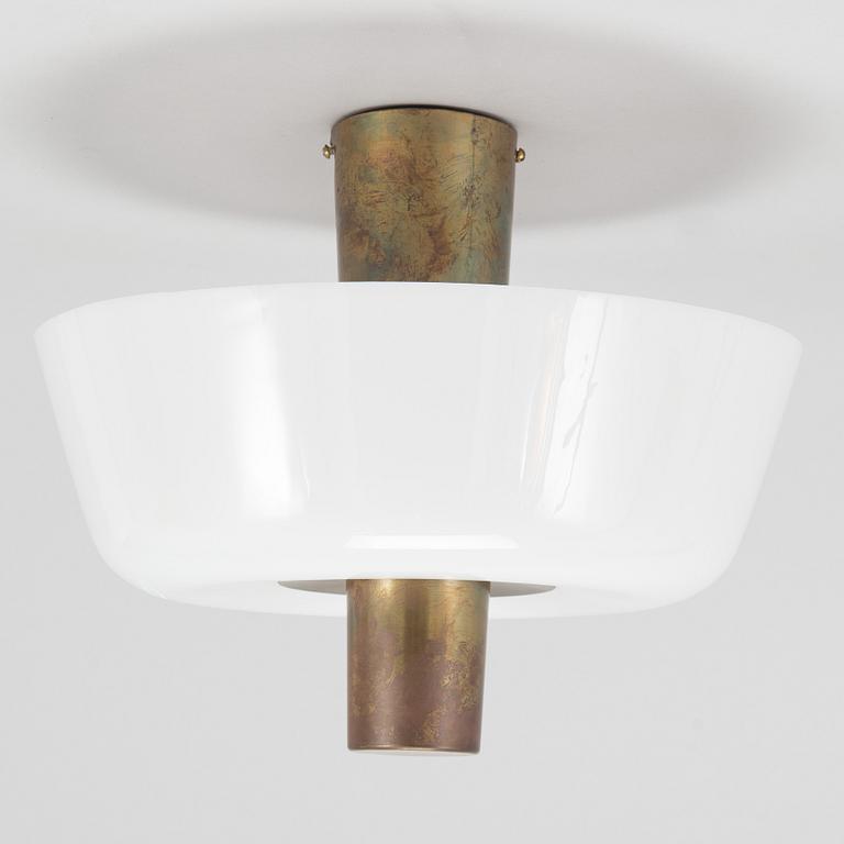 Paavo Tynell, A ceiling light for Taito. Made to order 1950.