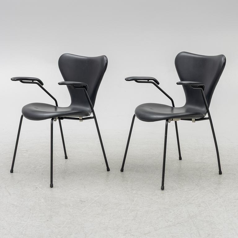 Arne Jacobsen, five 'Seven' armchairs, Fritz Hansen, Denmark, 21st century.