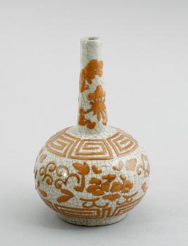 VAS, porslin, Kina, 1900-talets första hälft.