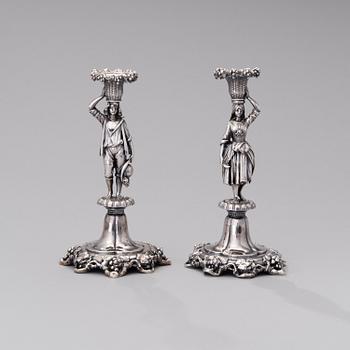 A PAIR OF FINNISH SILVER CANDLESTICKS, Roland Melin, Helsinki 1857.