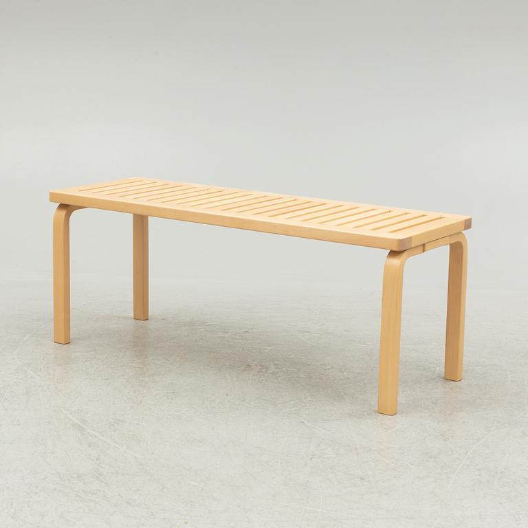 Alvar Aalto, a "153A" bench, Artek, 21st century.