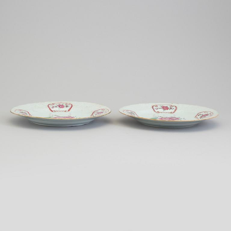 A pair of famille rose plates, Qing dynasty, Qianlong (1736-95).