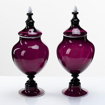 A pair of purple glass jars with covers, presumably Norway, 19th Century.