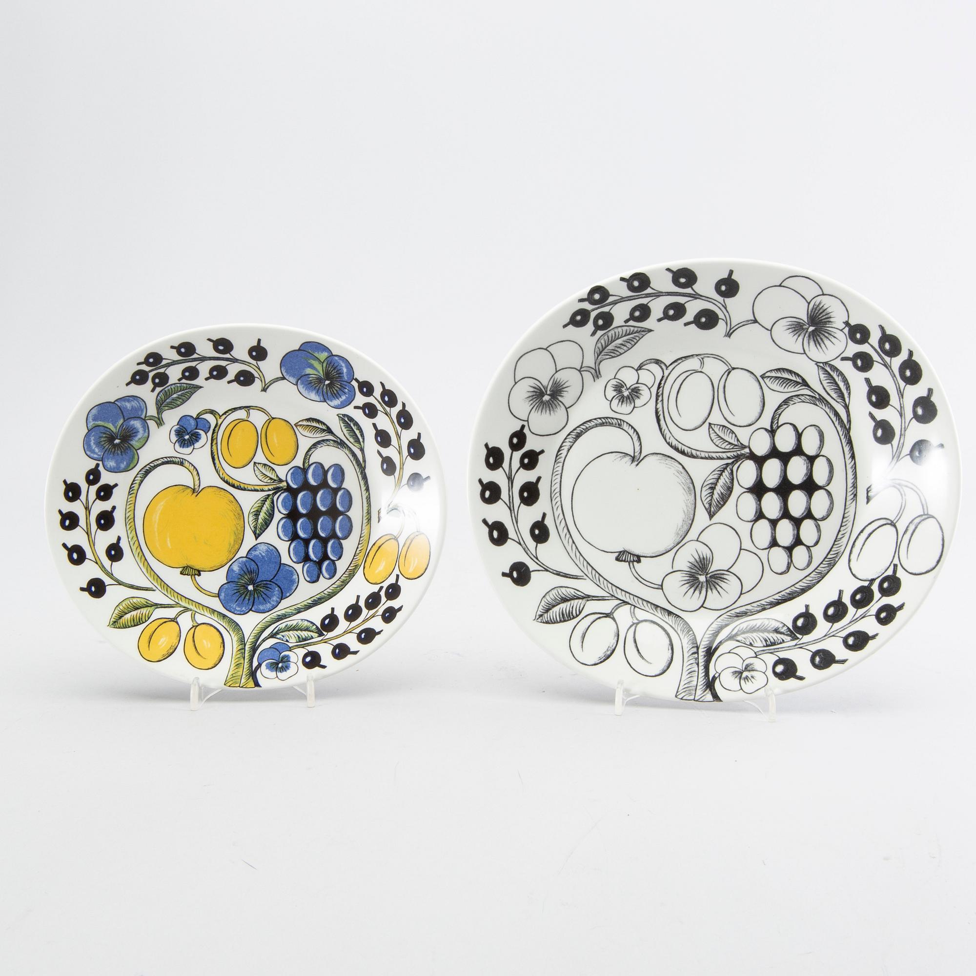 Birger Kaipiainen, An eight pcs Paratiisi dinner service form Arabia Finland later part of the 20th century.