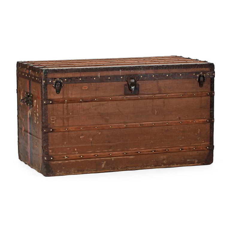LOUIS VUITTON, a brown trunk, late 19th century.