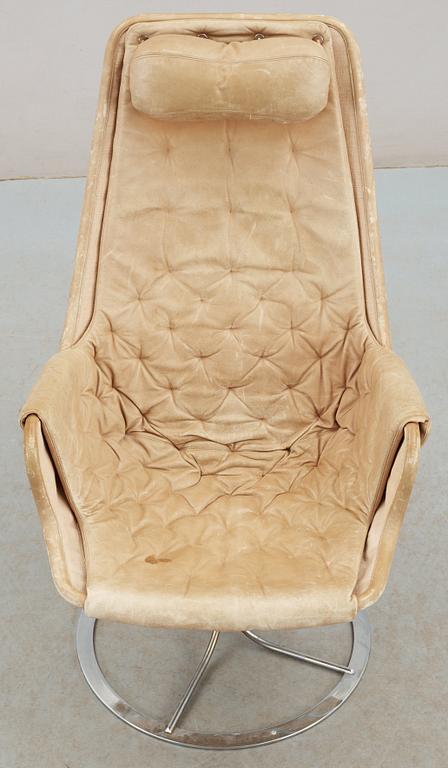 A Bruno Mathsson beige leather and chromed steel 'Jetson' easy chair, DUX.