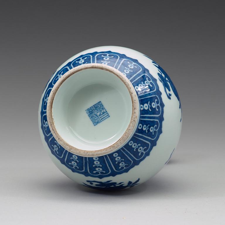 A blue and white 'three abundancies' bottle vase, China, 20th Century.